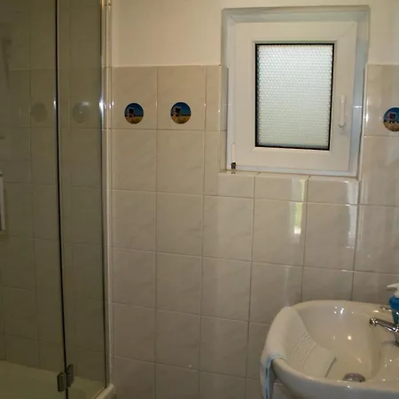 Apartament Fewo Windfluechter - Heuser Prerow